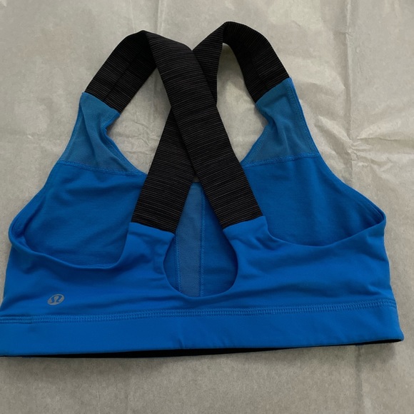 Lululemon sports bra - Picture 2 of 2
